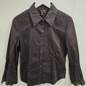 One Shirt Brown Pleated Button Down Blouse Size 12 Stretch Cotton Dark Acadamia